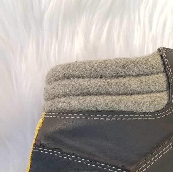 Cat & Jack hightop youth sneakers size 6 - Picture 8 of 8